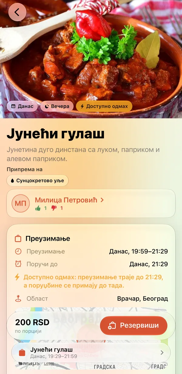 Понуда у апликацији Кувајмо: јунећи гулаш, кувар, време и место преузимања и трака са доприносом и дугметом за резервацију.